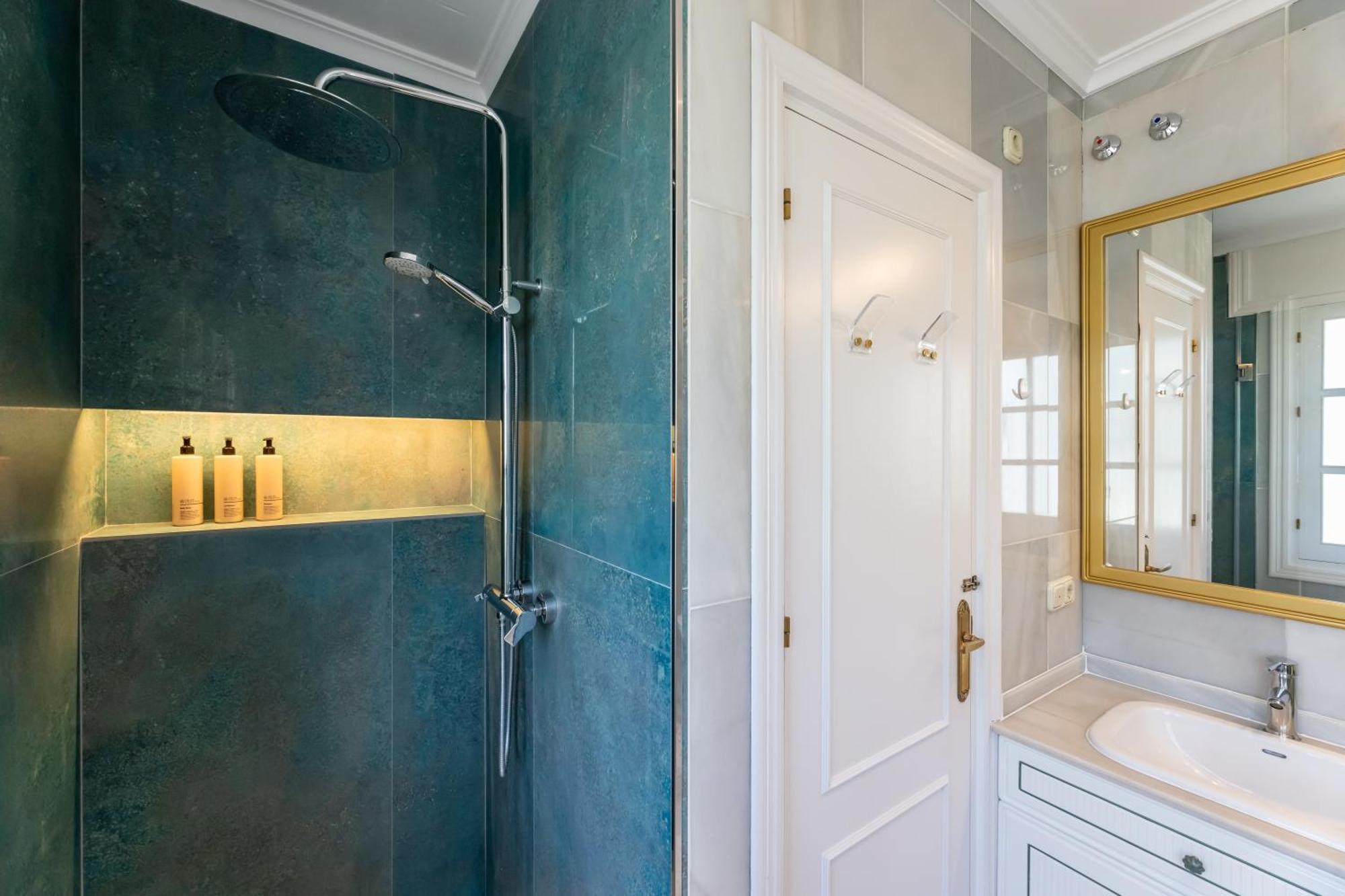 Aurora Boutique House - Only Adults
